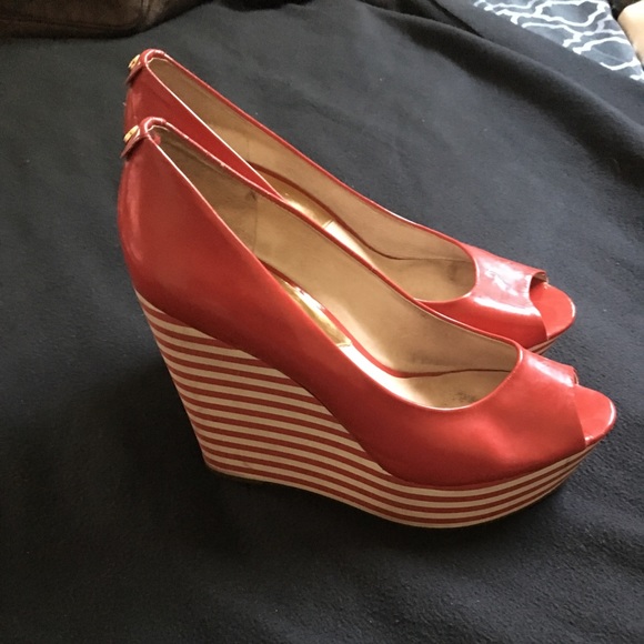 Michael Kors Red Wedges - Picture 1 of 5